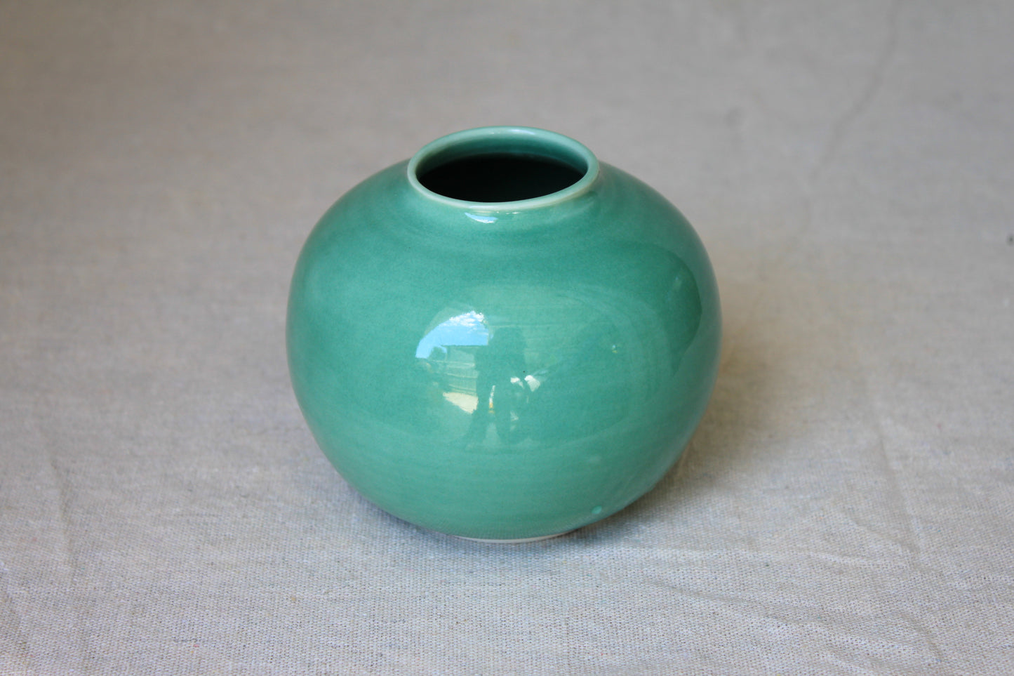 Handmade porcelain vase (small)