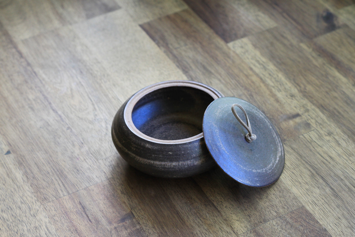 Handmade Ceramic Lidded Jar / trinket box / jewelry box