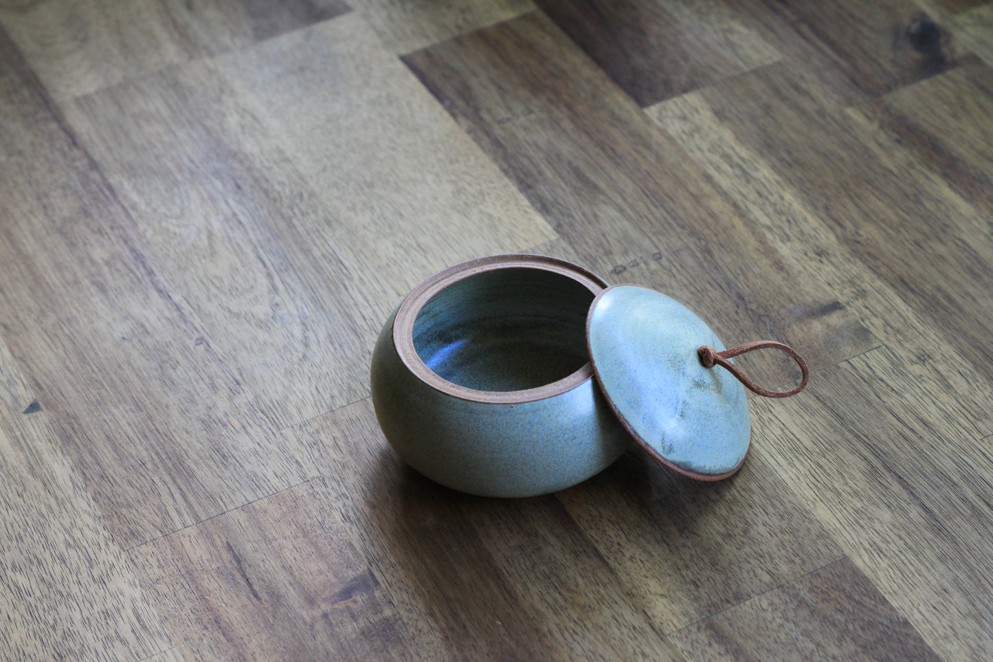Handmade Ceramic Lidded Jar / trinket box / jewelry box