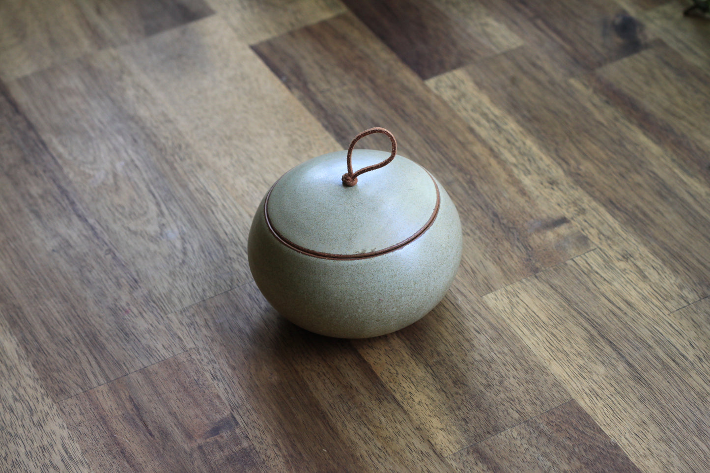 Handmade Ceramic Lidded Jar / trinket box / jewelry box