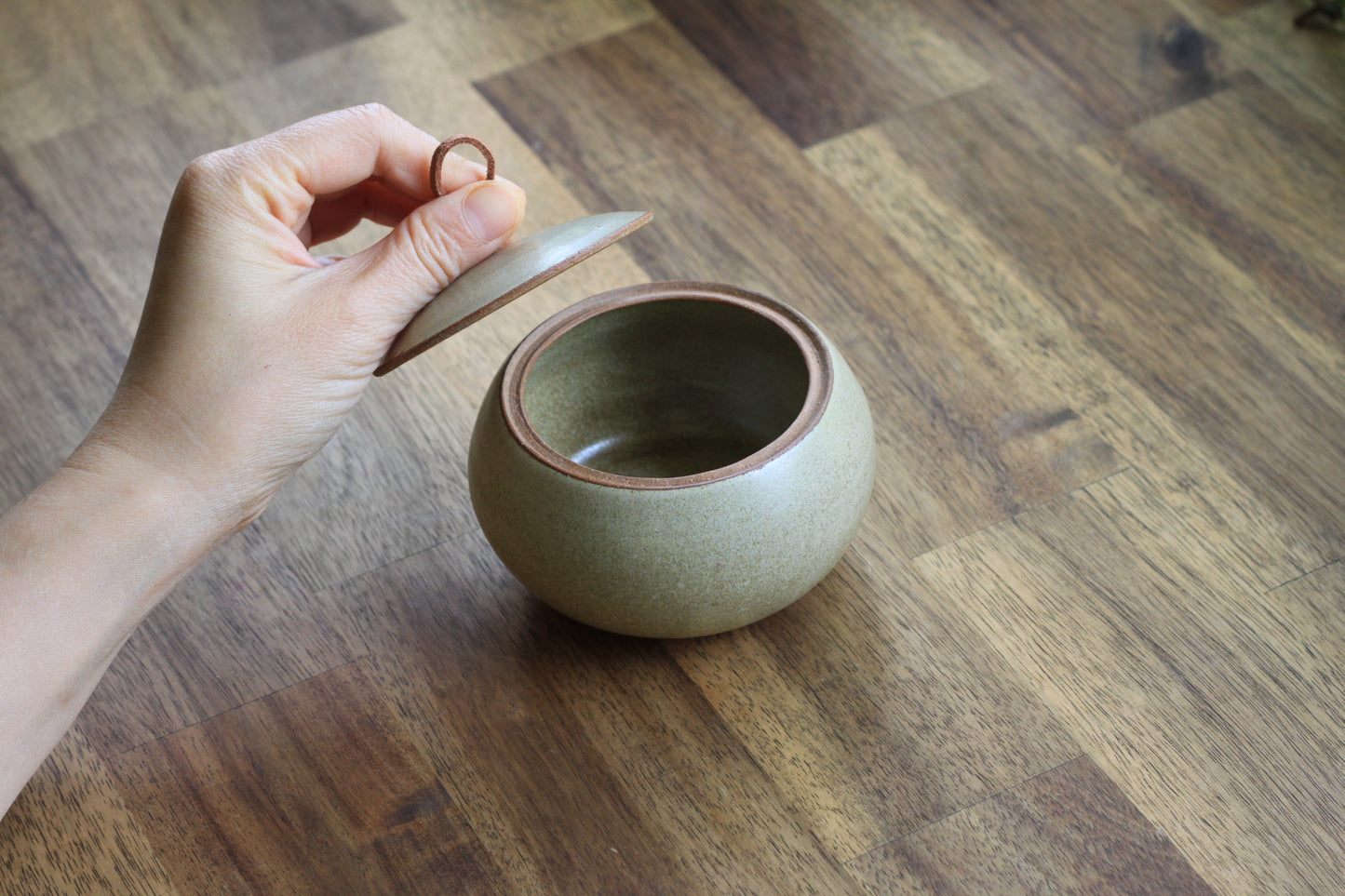 Handmade Ceramic Lidded Jar / trinket box / jewelry box