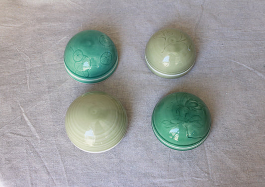 Handmade porcelain trinket box / lidded jar / jewelry box