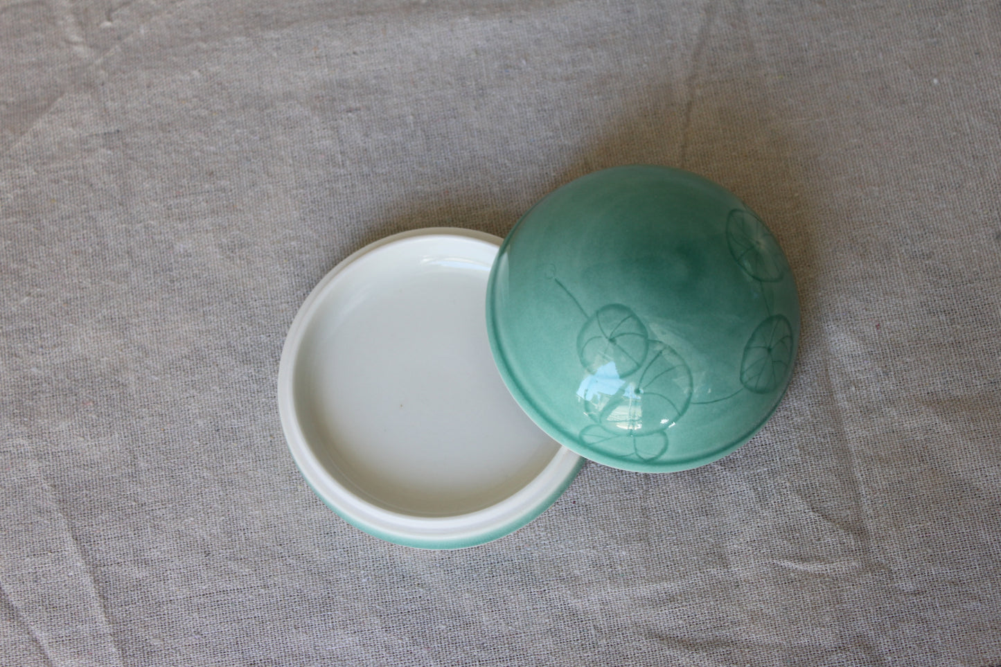 Handmade porcelain trinket box / lidded jar / jewelry box