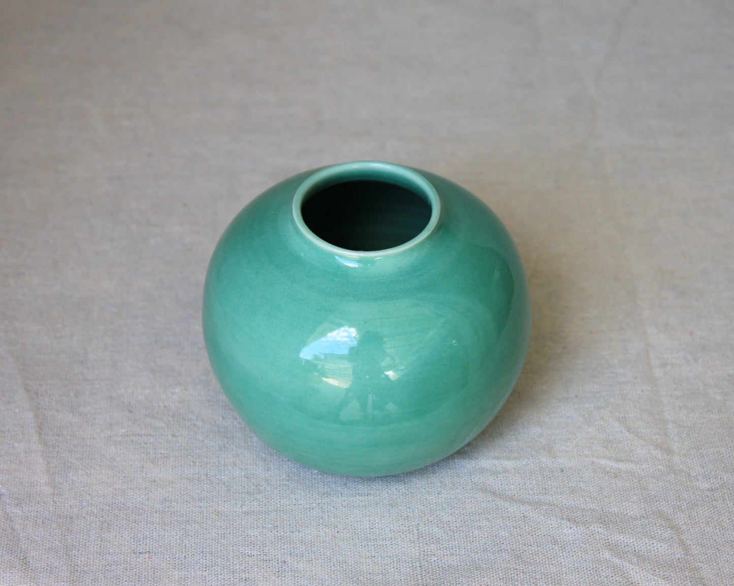 Handmade porcelain vase (small)