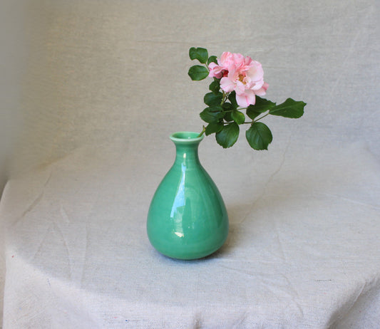 Handmade porcelain vase (small)