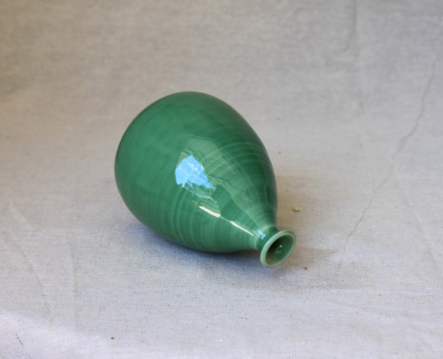 Handmade porcelain bud vase (small)