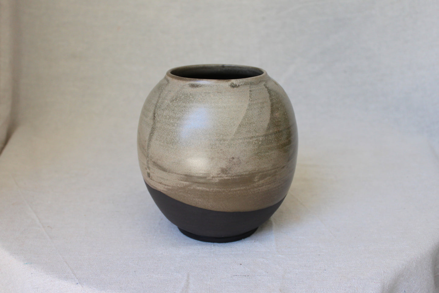 Handmade Ceramic Round Vase / Round Jar
