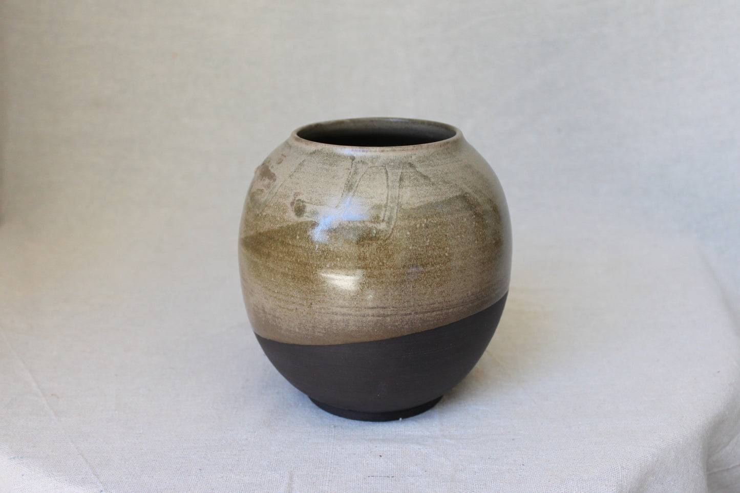 Handmade Ceramic Round Vase / Round Jar