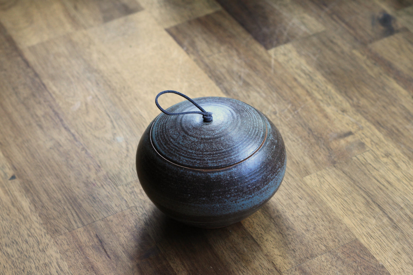 Handmade Ceramic Lidded Jar / trinket box / jewelry box